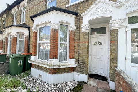 2 bedroom terraced house for sale, Hollington Road, London