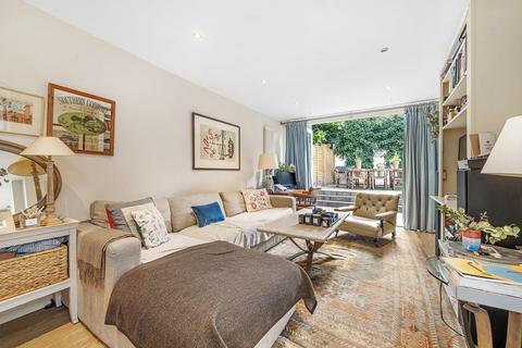 3 bedroom flat for sale, Leander Road, SW2