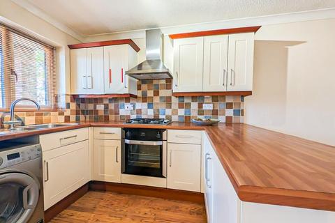 2 bedroom end of terrace house to rent, Copperwood, Hertford