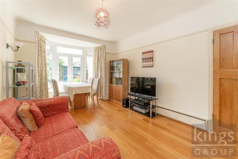 3 bedroom terraced house for sale, Amberley Gardens, Enfield