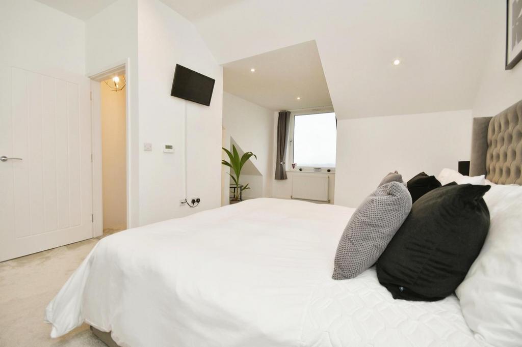 Master suite