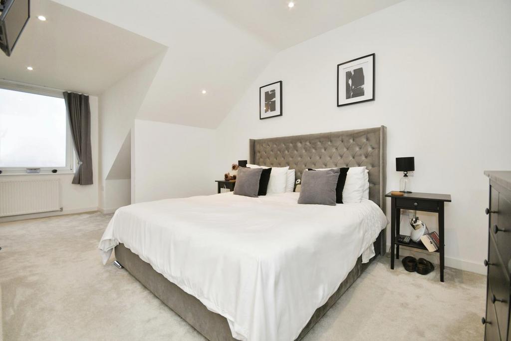 Master suite