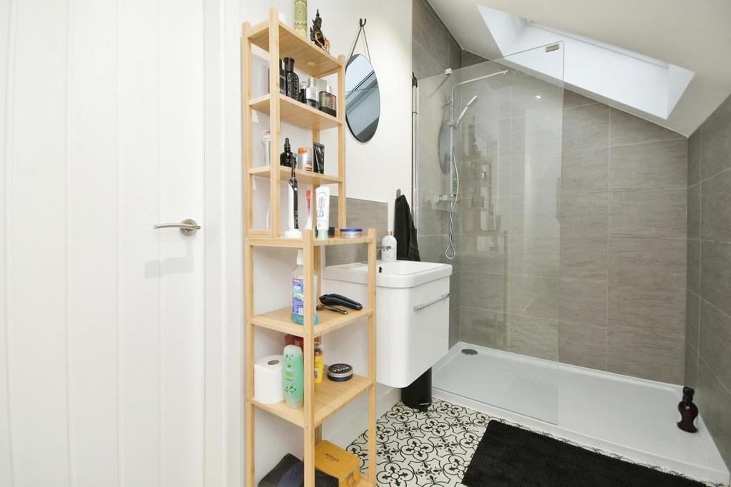 Master ensuite