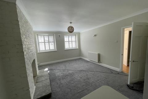 1 bedroom flat to rent, Flat 1,  38 London Road, Cheltenham