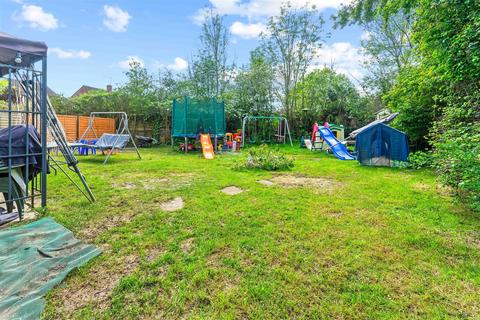 45 Pond Meadow, Guildford, GU2 8LE