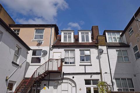 Studio for sale, High Street, Chatham