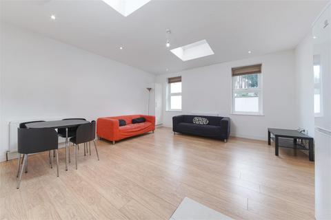 2 bedroom flat to rent, Caledonian Road, Barnsbury