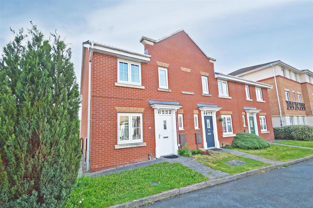 Greenfields Gardens, Shrewsbury 3 bed semidetached house for sale £