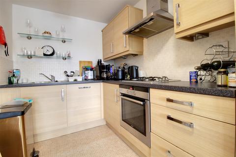 1 bedroom apartment for sale, Barge Arm, Gloucester Docks