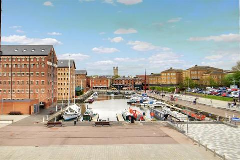 1 bedroom apartment for sale, Barge Arm, Gloucester Docks