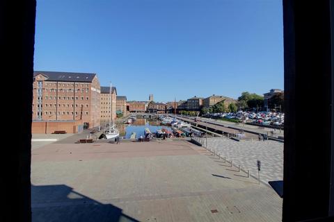 1 bedroom apartment for sale, Barge Arm, Gloucester Docks