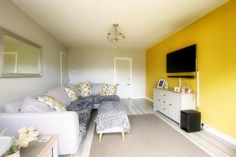 2 bedroom apartment for sale, Cheadle Avenue, Hadrian Park, Wallsend