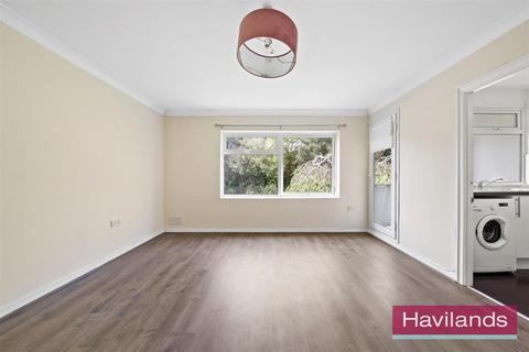 1 bedroom flat for sale, Dunraven Drive, Enfield