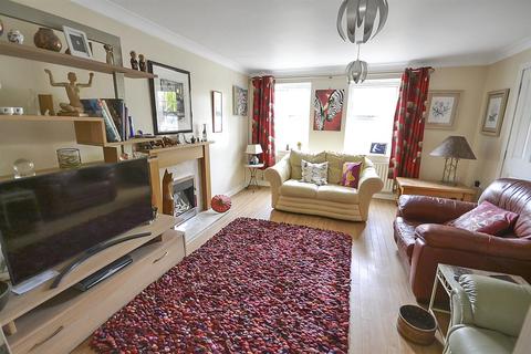 5 bedroom detached house for sale, Hunt Close, Radcliffe on Trent, Nottingham