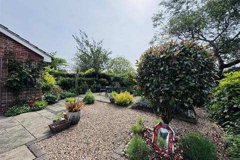 21 Hunt Close, Radcliffe On Trent, Nottingham, NG12 2EQ