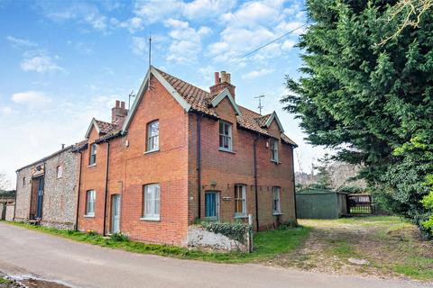 3 bedroom semi-detached house for sale, Creake Road, Burnham Thorpe, King's Lynn, Norfolk, PE31