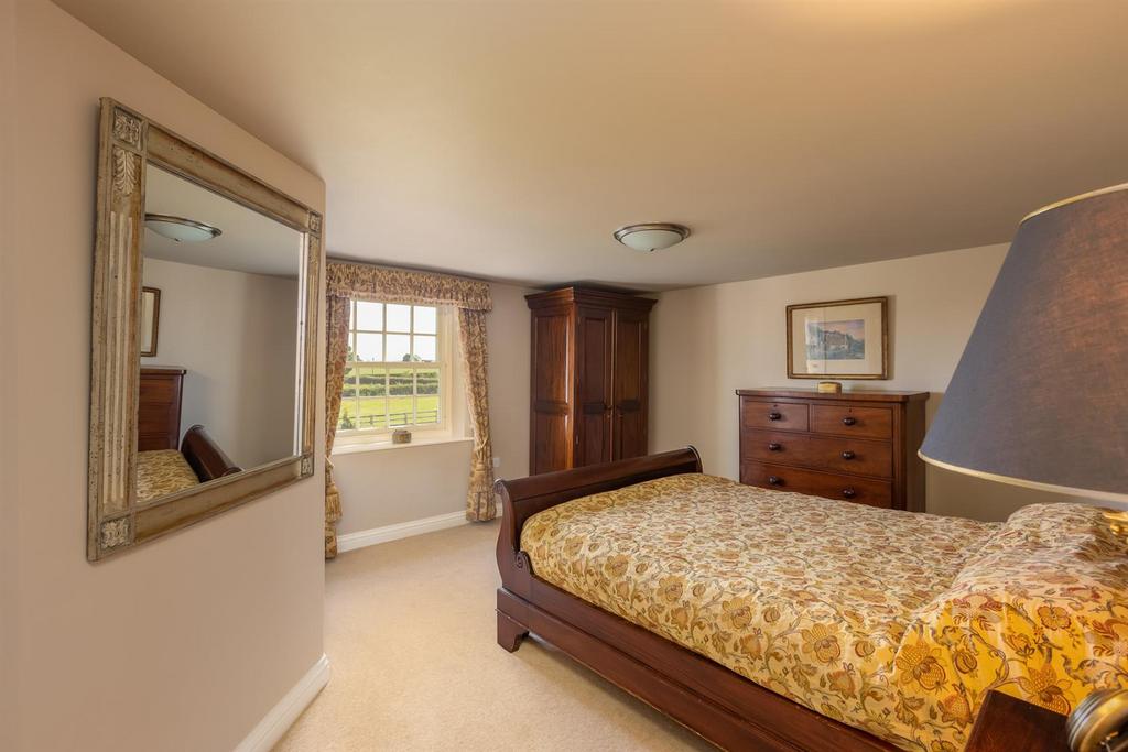 Bedroom 3 Suite