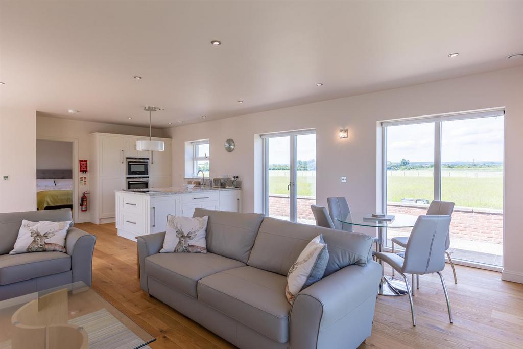 Cottage - Kitchen / Living Area
