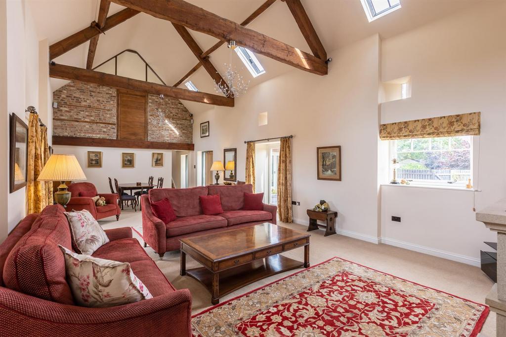 Living/Dining Room