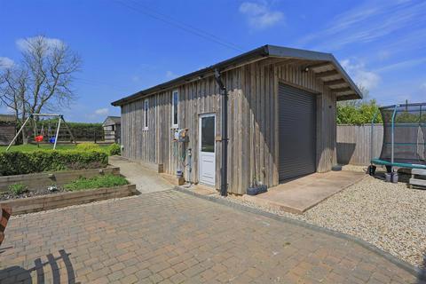 6 Waggs Plot, Colston, Axminster, EX13 7NG