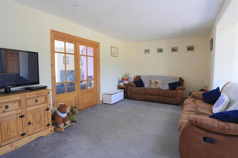 6 Waggs Plot, Colston, Axminster, EX13 7NG