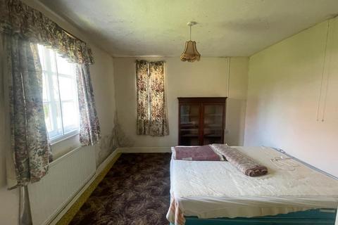 Cottage Bungalow School Lane, Middle Littleton, Evesham, WR11 8LJ