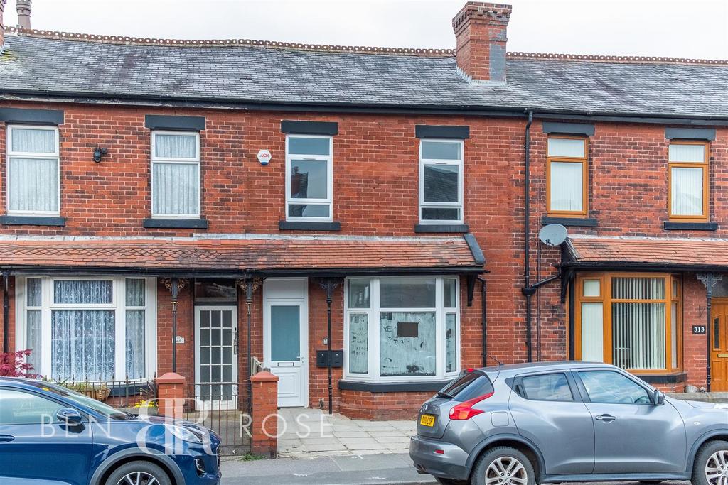 Eaves Lane, Chorley 2 bed flat to rent £675 pcm (£156 pw)