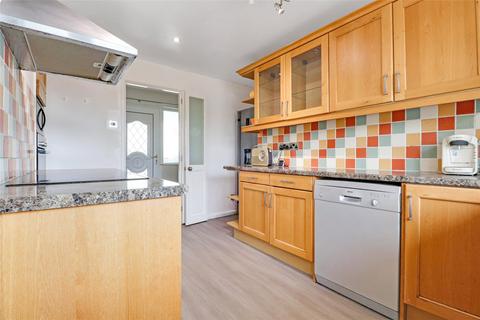 2 Anne Crescent, Barnstaple, EX31 3AF