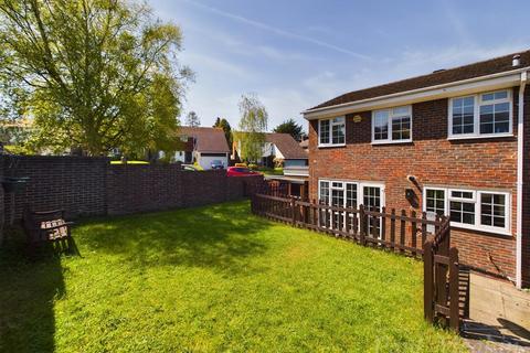 3 bedroom end of terrace house for sale, Ridge Langley, South Croydon, CR2 0AQ