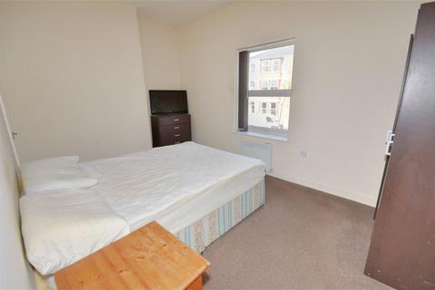 1 bedroom apartment to rent, Queen Street, Withernsea, HU19