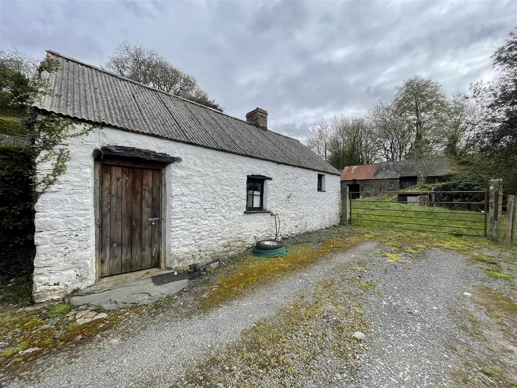 Llanafan, Aberystwyth 3 bed property with land for sale £415,000
