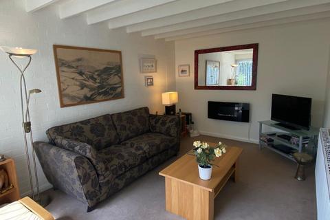 2 bedroom mews to rent, Deneway Close, Heaton Norris, Stockport