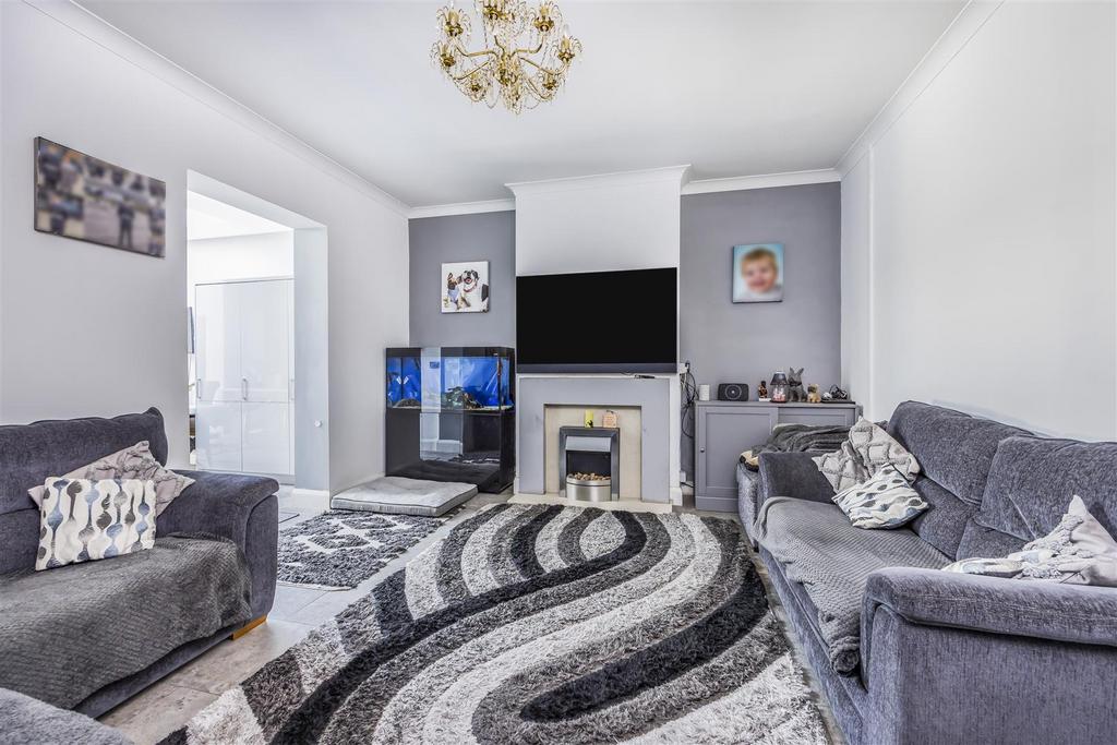 92 Oriel Road, Hilsea-Portico Marketing-Sarah Oliver
