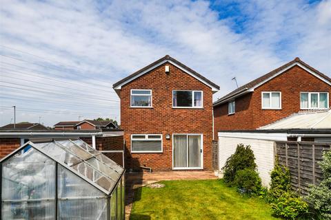54 Millfields Way, Wombourne, Wolverhampton, WV5 8JQ