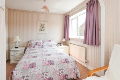 54 Millfields Way, Wombourne, Wolverhampton, WV5 8JQ