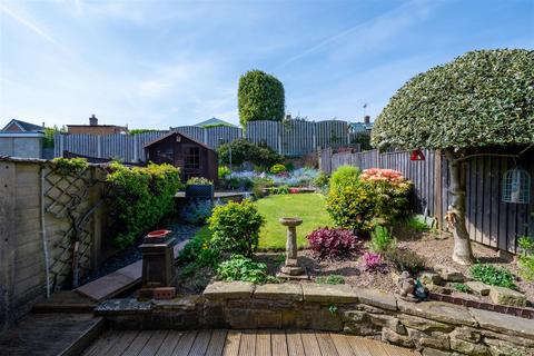 3 bedroom semi-detached house for sale, Stonelow Road, Dronfield