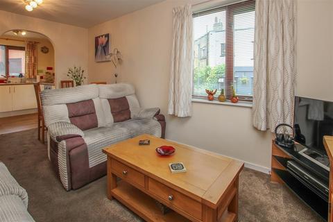 1 bedroom retirement property for sale, Kings Road, Brentwood