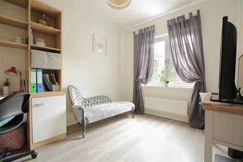 3 bedroom townhouse for sale, Welman Way, Altrincham