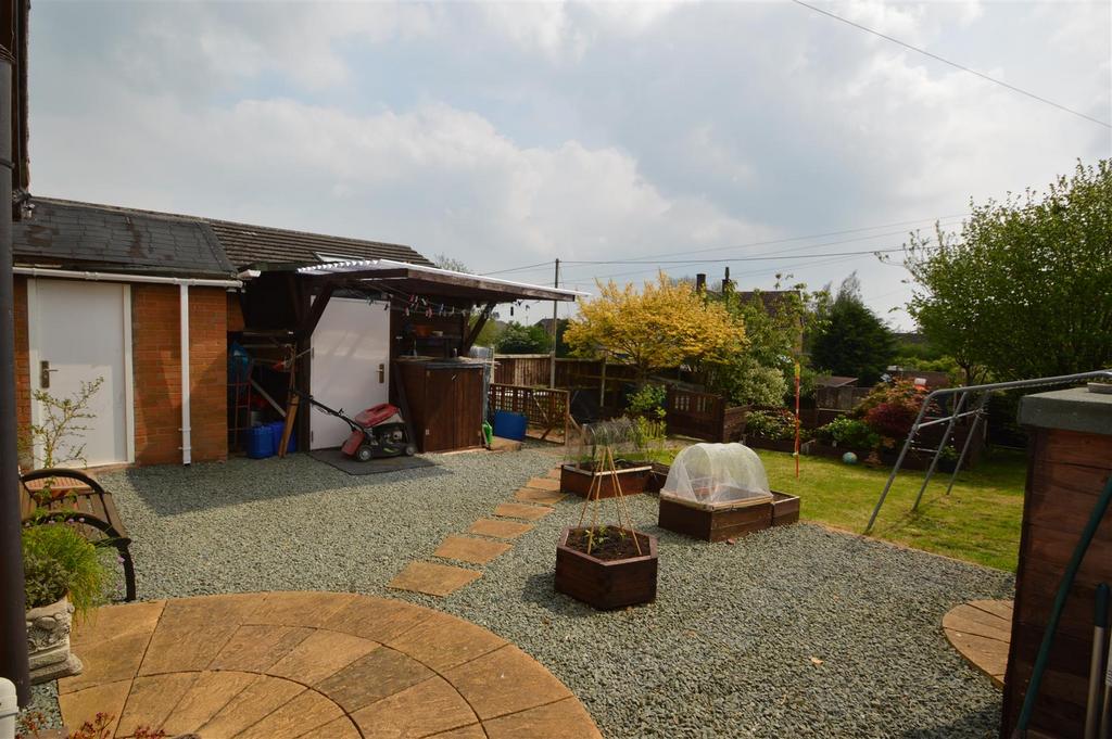 Hillside, Pant, Nr Oswestry, SY10 9QS 2 bed detached bungalow for sale