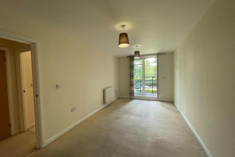 2 bedroom house to rent, Worton Road, Isleworth