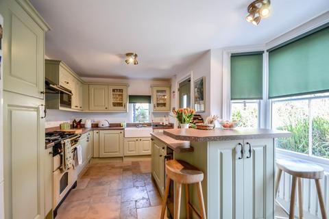 3 bedroom semi-detached house for sale, Hillside Road, Leigh-On-Sea SS9