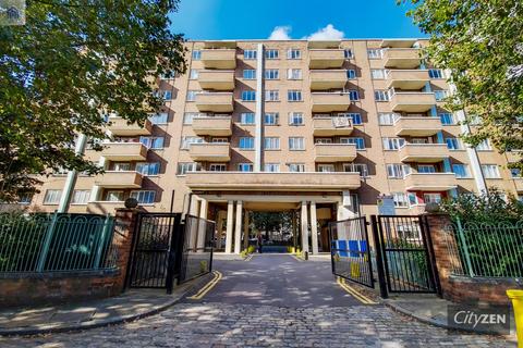 3 bedroom flat to rent, Ansell House, Mile End Road, Whitechapel E1