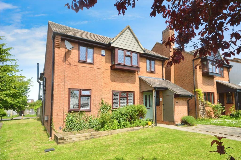 Dove Close, Stortford... 5 bed detached house for sale £675,000
