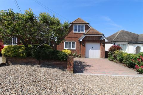 3 bedroom detached house for sale, Princes Avenue, Minster On Sea