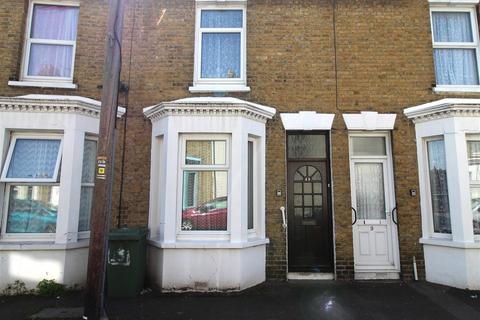 3 bedroom terraced house for sale, Harris Road, Sheerness