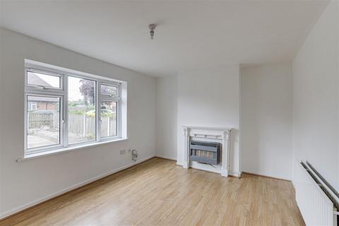 22 Amesbury Circus, Nottingham, NG8 6DA