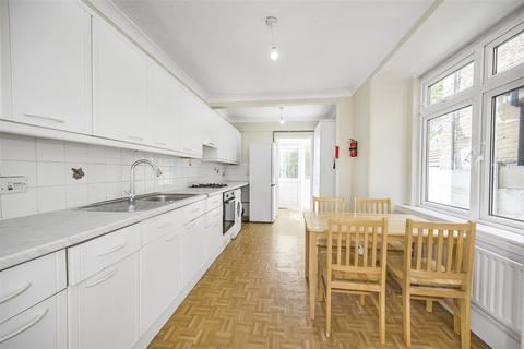 3 bedroom terraced house to rent, Palmerston Road, London