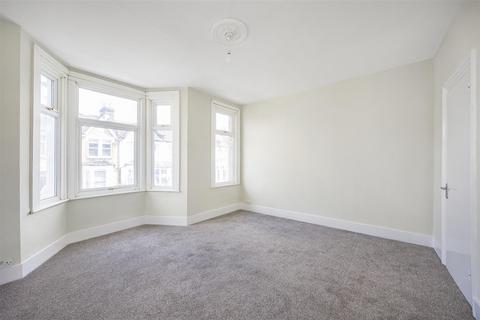 3 bedroom terraced house to rent, Palmerston Road, London