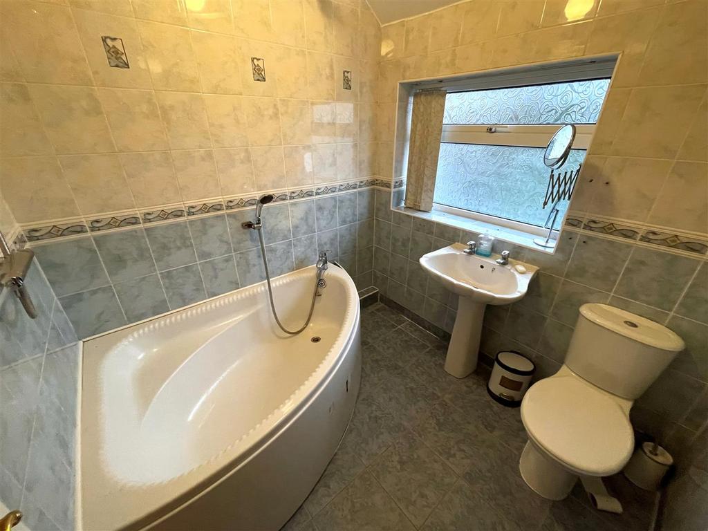 Family Bathroom