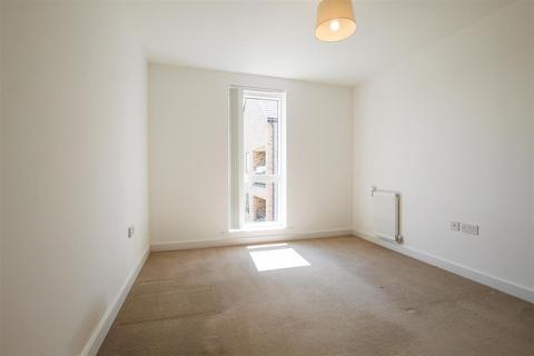 5 Overhill Close, Trumpington, Cambridge, CB2 9FE